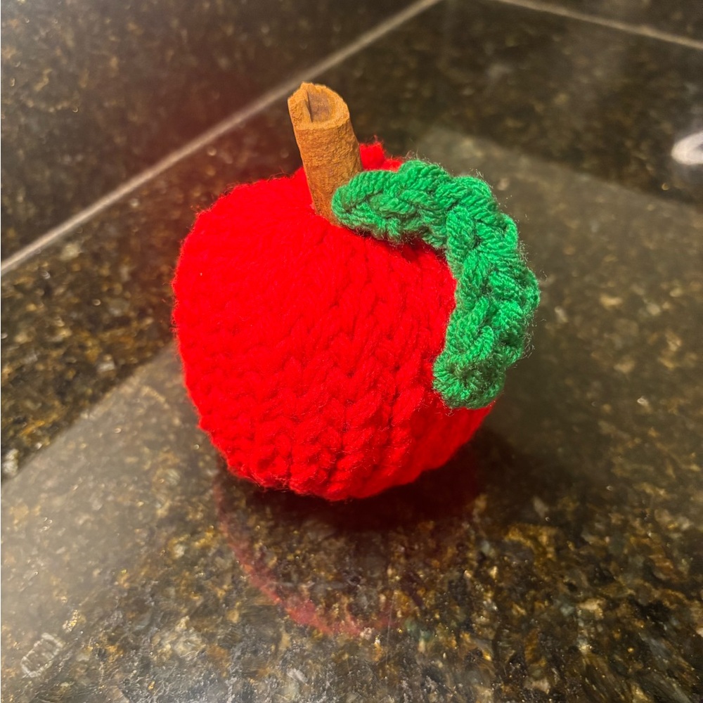 NWOT Knit Red Apple Decor